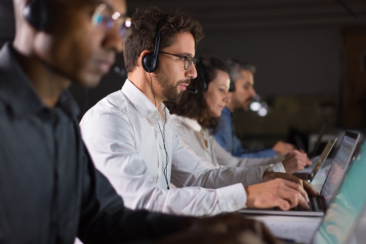 Customer Support & Admin
